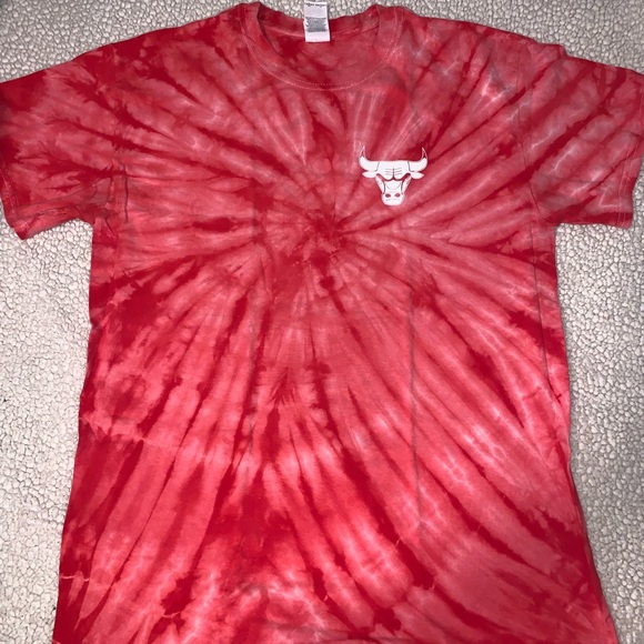 Chicago Bulls tie dye shirt - Picture 1 of 5